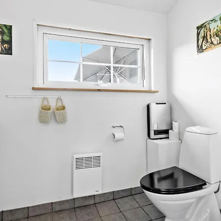 3 Bedroom Stunning In *